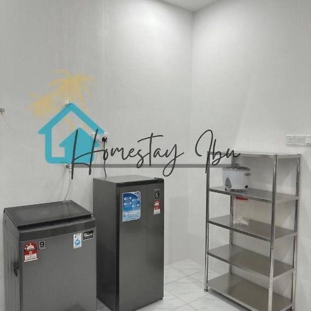 Homestay Ibu Lumut Exterior photo