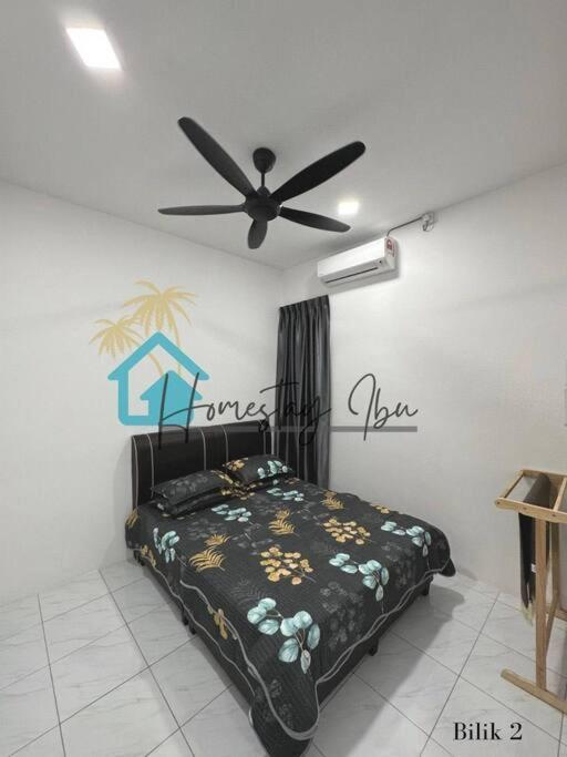 Homestay Ibu Lumut Exterior photo